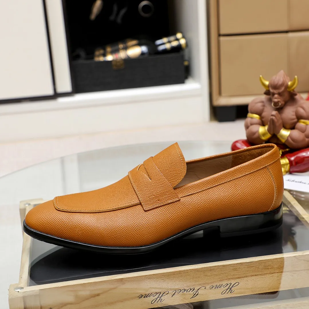 Men's shoes 💰600 🕷🕷🐂【Ferragamo】 Popular fashion casual shoes🇨🇳Official website counter 1:1 production, original mold opening💯Good quality can be seen, imported high-end first-layer pebbled calfskin, water-dyed🐂leather lining🌿very clear texture, high-quality waterproof, non-slip and wear-resistant outsole🎋high quality and low price, truly handmade🍓, 5 colors available! Code number 38-44 (45. To be customized)